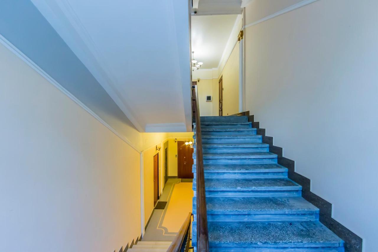 3-Room Apartments On Khreshchatyk. Building With Star Kiev Buitenkant foto